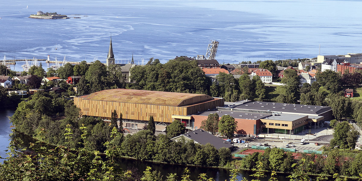 Årets fiskerimesse finner sted i Trondheim Spektrum som fikk ny form gjennom utbyggingen som er sluttført siden forrige gang.