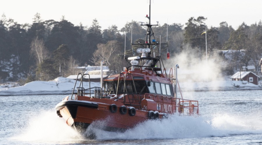 Together with the Swedish Maritime Administration, the Fastwater Consortium successfully demonstrated a pilot boat in Stockholm Harbour, following the successful bunkering of the vessel at the SMA pilot station in Oxelösund, Sweden, where the pilot boat is based. Photo: Fastwater.